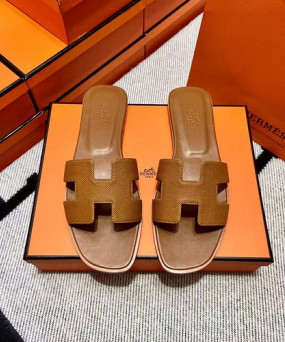 에르메스 올수공 오란 슬리퍼 샌들 앱송 136